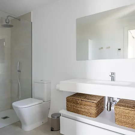 Stylish Luxury With Terrace In Higueron
