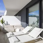 Apartman Stylish Luxury With Terrace In Higueron