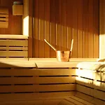 Stylish Luxury With Terrace In Higueron Apartman