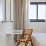 Stylish Luxury With Terrace In Higueron Apartman