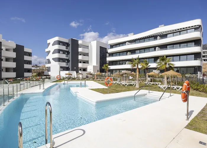 شقة Stylish Luxury With Terrace In Higueron فوينخيرولا