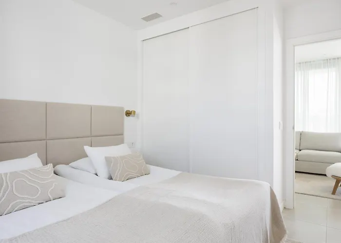 شقة Stylish Luxury With Terrace In Higueron