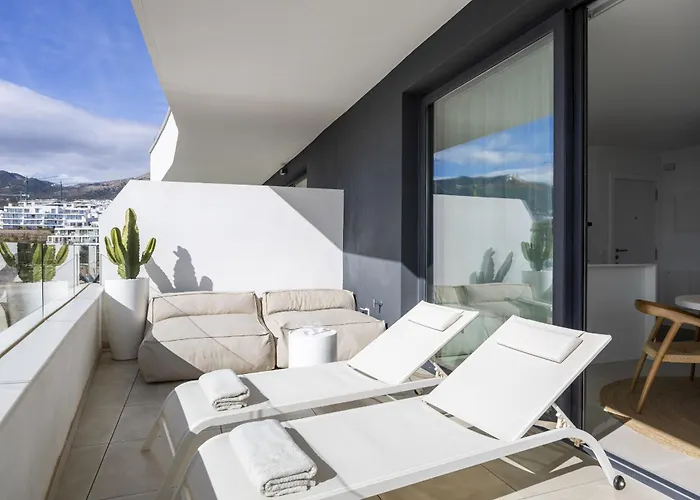 شقة Stylish Luxury With Terrace In Higueron